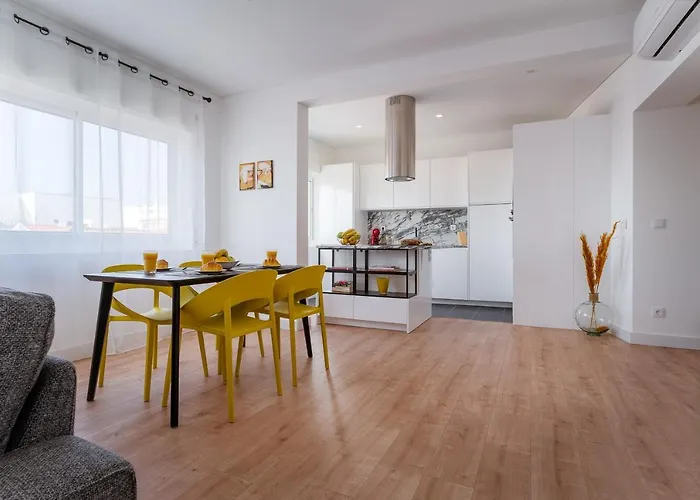 Downtown With River View And Ac By Lisbeyond * Portimao