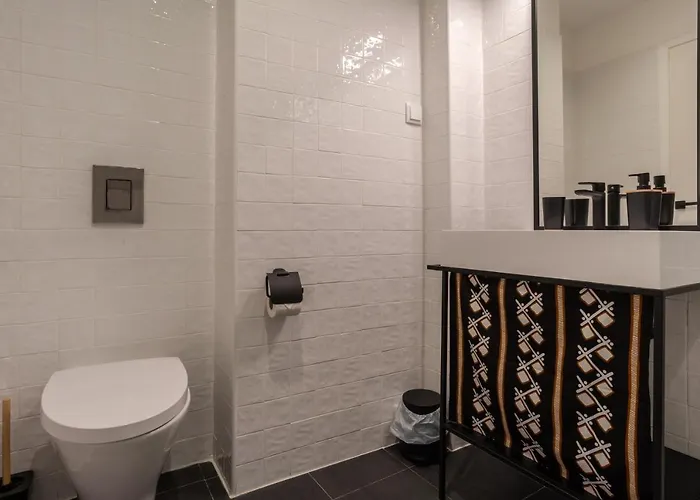 Downtown With River View And Ac By Lisbeyond Apartment