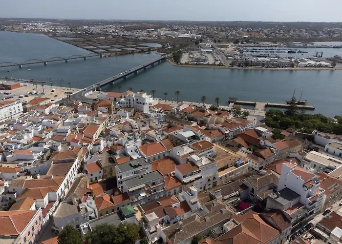 Downtown With River View And Ac By Lisbeyond Апартаменты Портиман