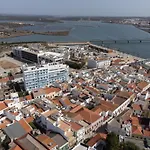 Downtown With River View And Ac By Lisbeyond *